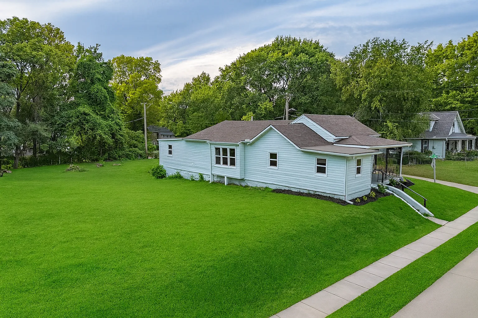 4 bed, 1544 sqft, $1,850 — Photo 3