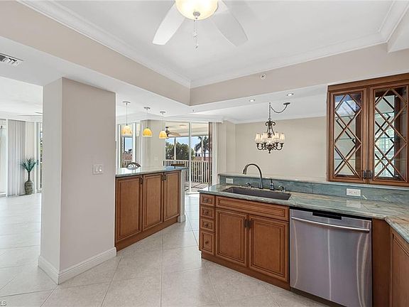 5th image of 1070 S Collier Blvd APT 401