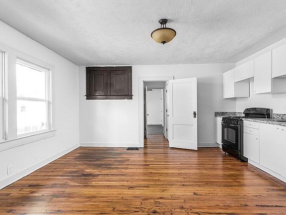 4th image of 2540 Brookside Parkway North Dr