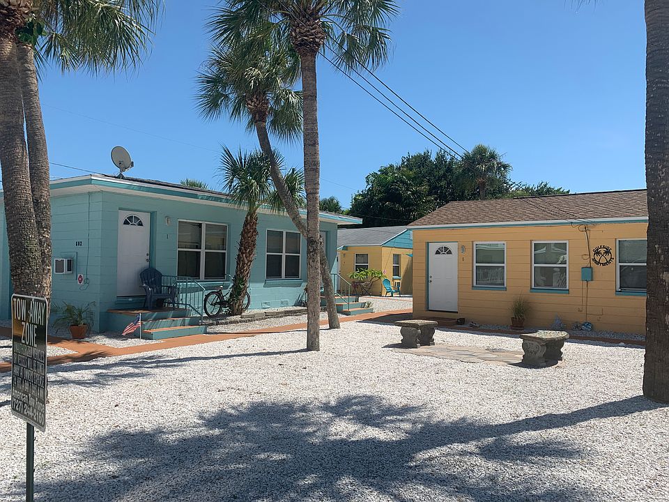 Gulfside Apartments