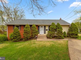 5902 Westbrook Ter, Hyattsville, MD