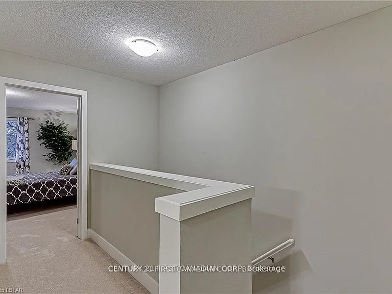 177 Edgevalley Rd #88 — Photo 16