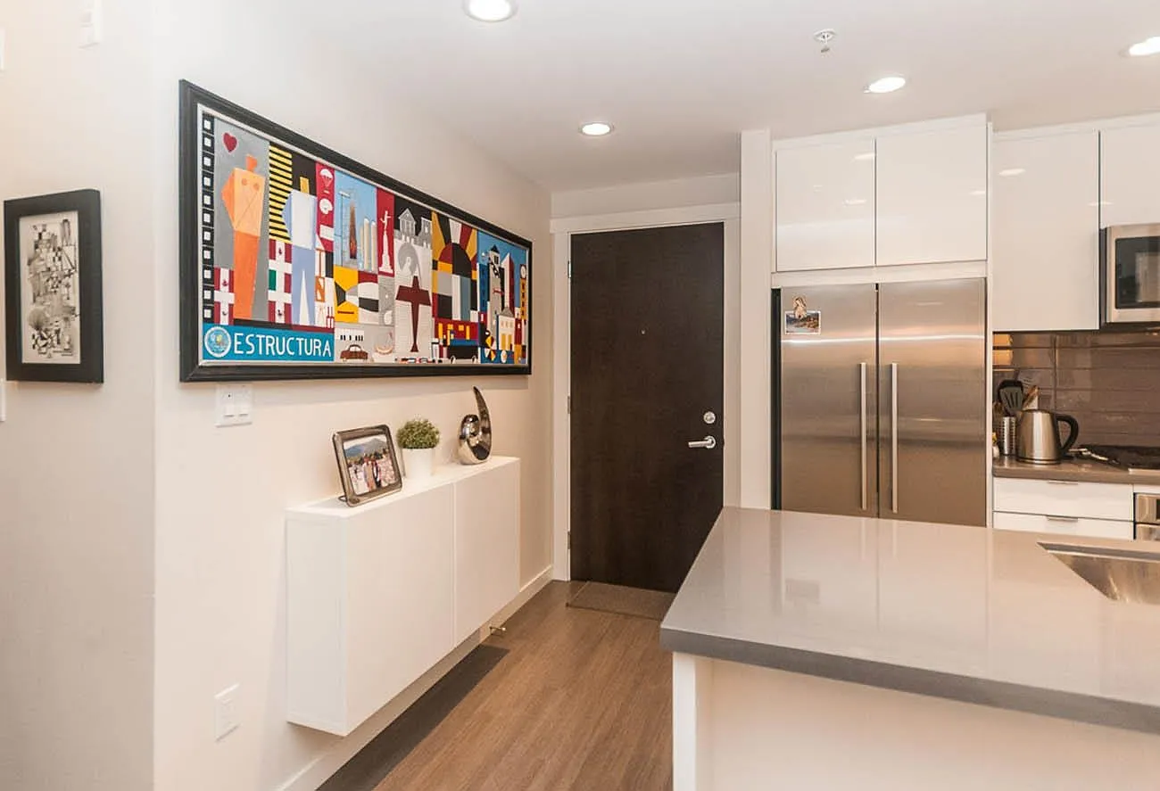 2 bed, 850 sqft, $3,490 — Photo 2