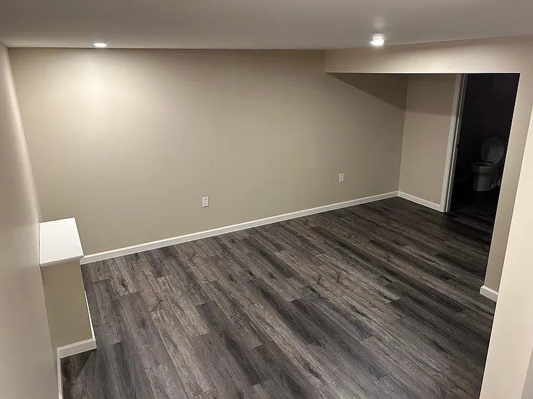 406 Hickory Cir — Photo 18