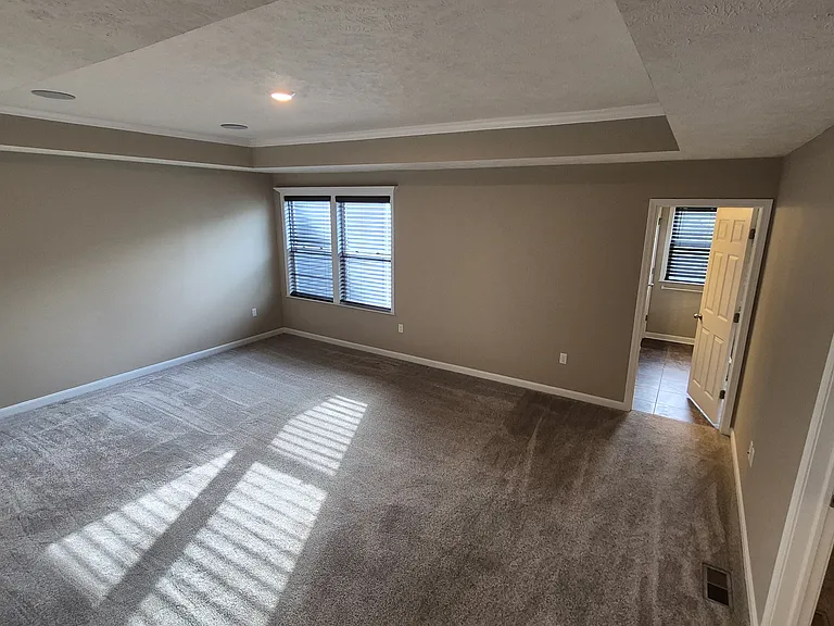 605 Alessia Ct — Photo 18