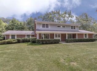 31 Portshire Dr, Lincolnshire, IL