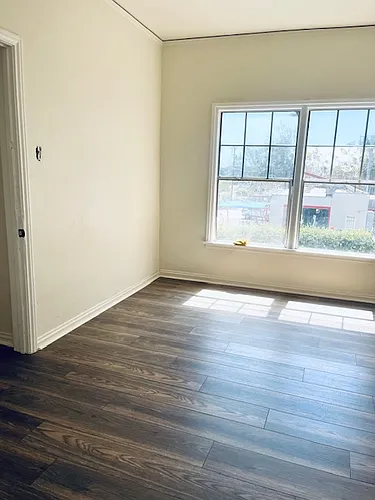 2329 Crenshaw Blvd #204 Photo 1 2329 Crenshaw Blvd #204 Photo 1