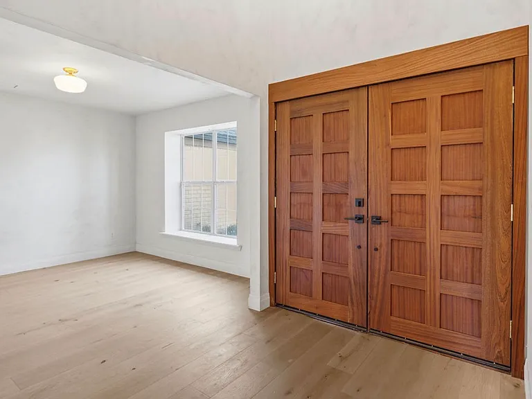 134 Hopeland Dr — Photo 4