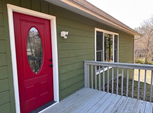 205 Canterbury Ln, Boone, NC 28607