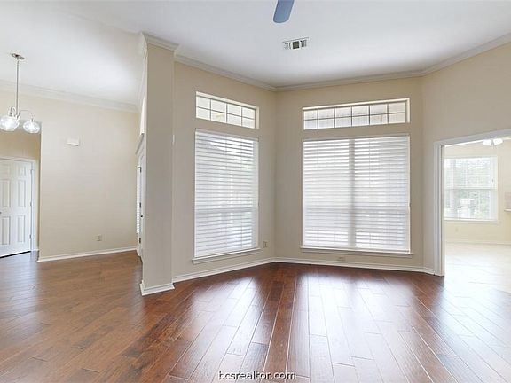 5th image of 4926 Spearman Dr