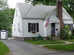 17 Acushnet Ave, Worcester, MA 01606