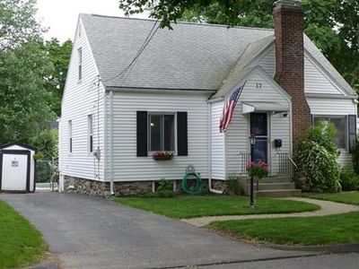 17 Acushnet Ave, Worcester, MA, 01606