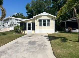 1 Brookshire Dr, Nokomis, FL 34275
