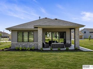17508 Marinda Plz, Omaha, NE 68130