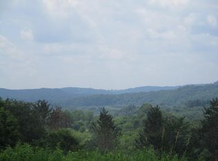 S2666 Palmer Rd, La Farge, WI 54639