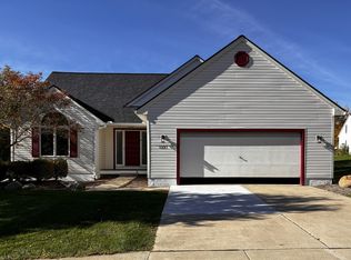 1227 Colony Dr, Saline, MI 48176