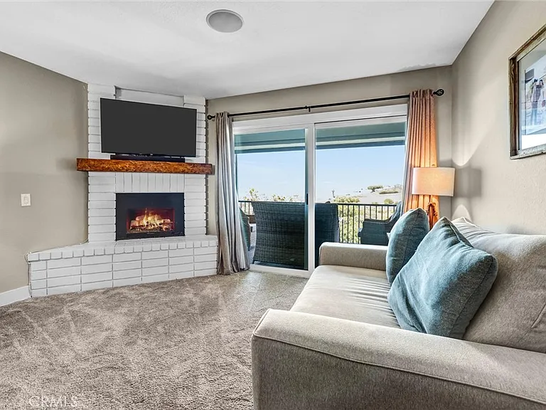 134 Avenida Presidio — Photo 22