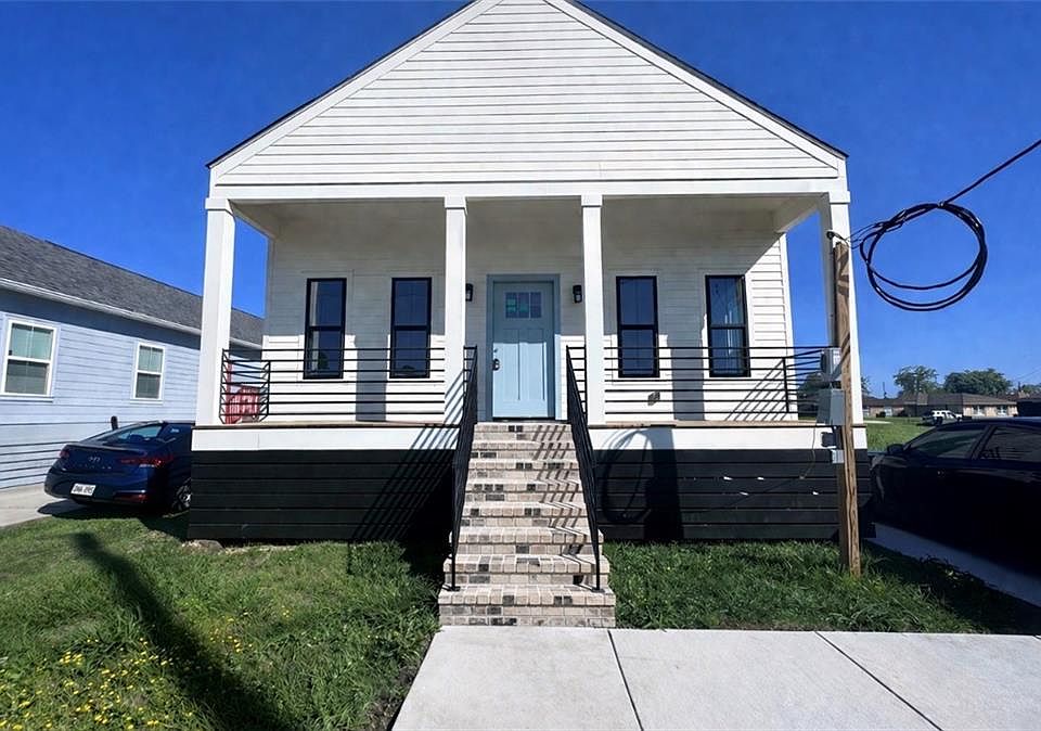 1st image of 8439 Curran Rd