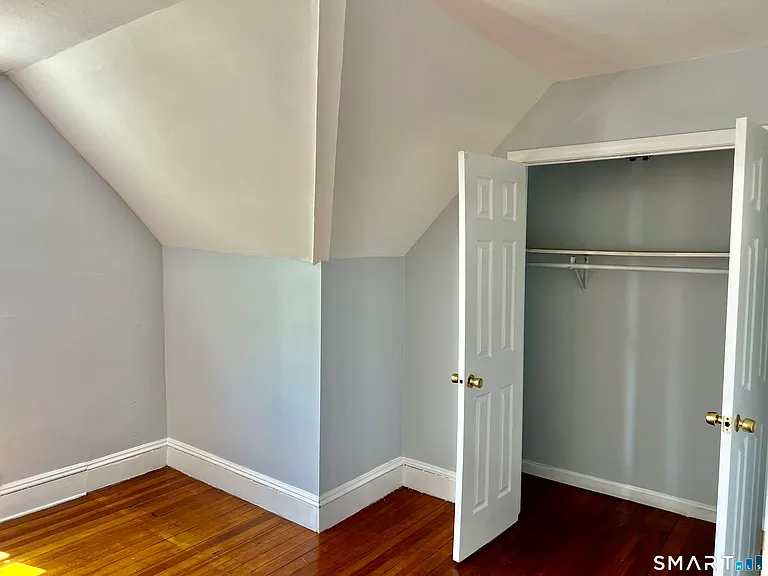 137 Hollister Ave — Photo 12