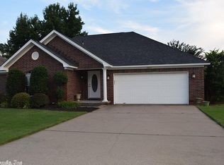 2835 Anna & Louise Ln, Conway, AR 72034
