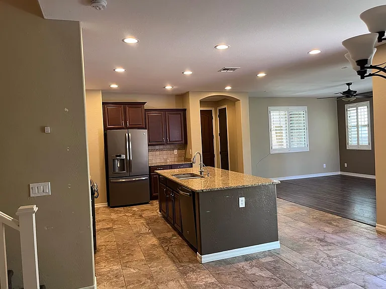 1046 S Annie Ln — Photo 17