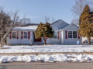 43 County Ave, Maple Shade, NJ 08052