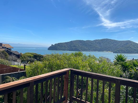 Gorgeous views of Angel Island, San Francisco Bay and the Golden Gate Bridge!