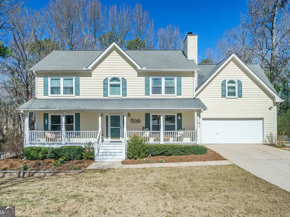 2950 Scenic Lake Ct, Lawrenceville, GA 30045