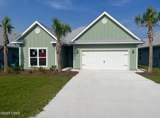 916 Backwater Rd, Port Saint Joe, FL 32456