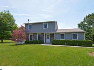 53 Sunset Dr, Ottsville, PA 18942
