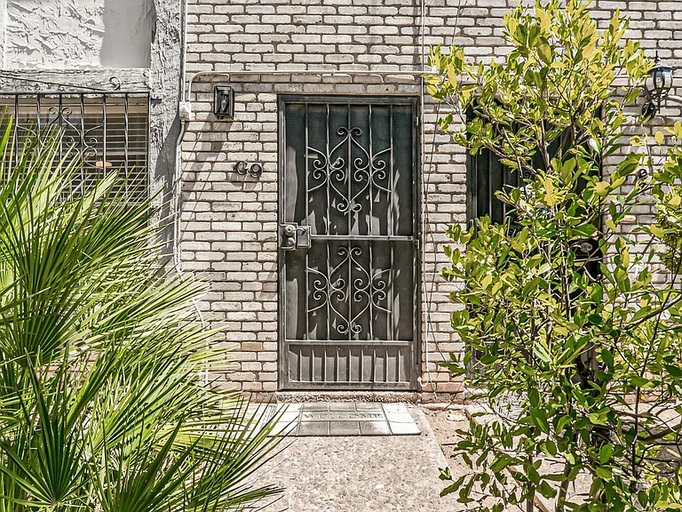 6700 Escondido Dr #G9 — Photo 2
