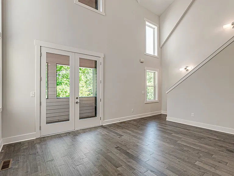 120 Marie St — Photo 13