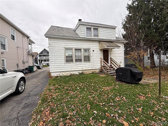 5th image of 170 Newfield St