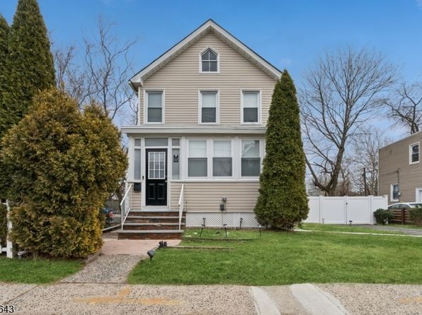 20 Lake Street, East Orange City, NJ 07017