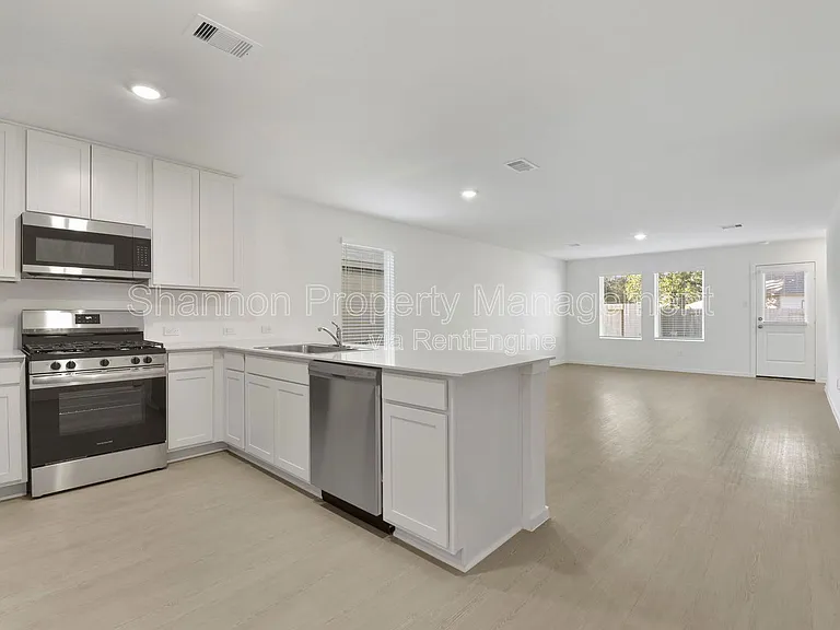 253 Douglas Hills Dr — Photo 10
