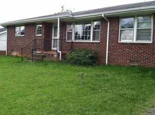 472 Hawthorne Rd, Spartanburg, SC 29303