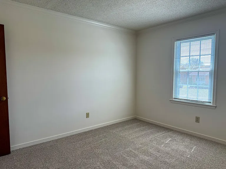 310 Kent Ave — Photo 10