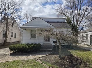 19700 Kenosha St, Harper Woods, MI
