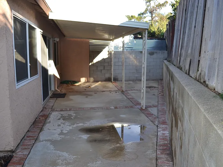 1235 Page Cir — Photo 6