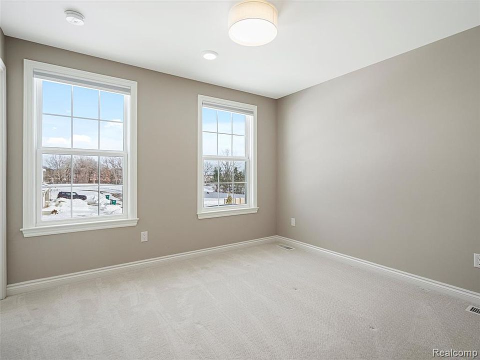 4021 Nottingham Ct, photo 18
