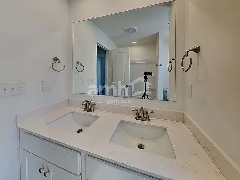 962 Heritage Blvd — Photo 19