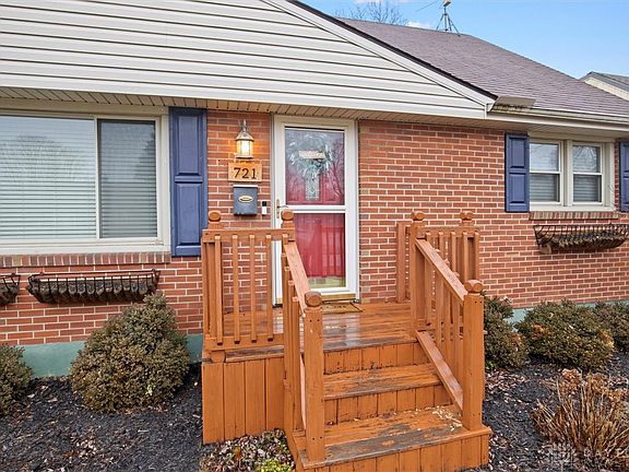 4th image of 721 Hadley Ave