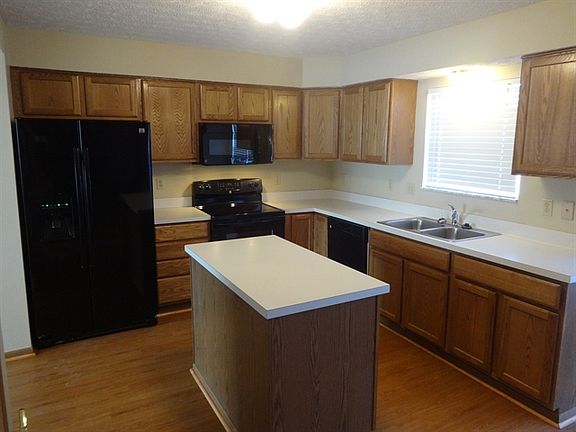 5th image of 5810 Dena Dr