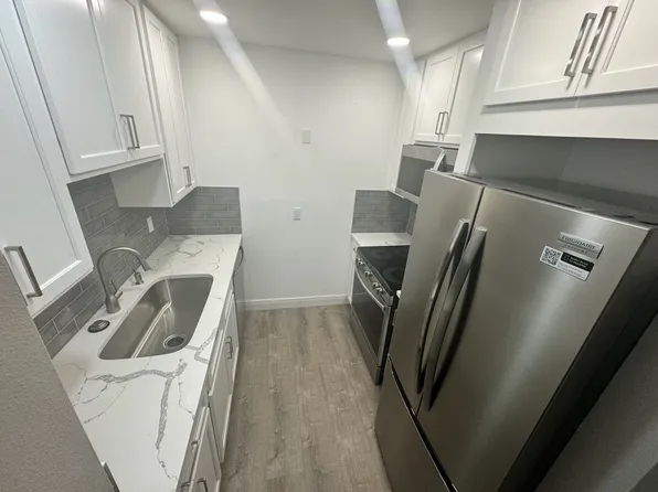 3225 E Riverside Dr APT 62-F, Fort Myers, FL 33916
