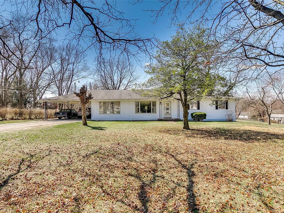 1st image of 688 Jeffersonian Ln