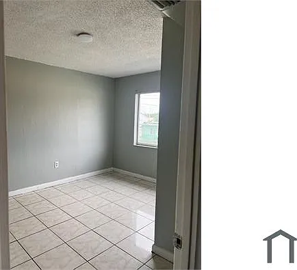 2 bed, 700 sqft, $1,800 — Photo 3