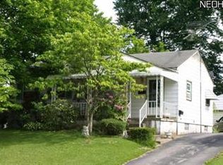 819 Doris Dr, Hubbard, OH