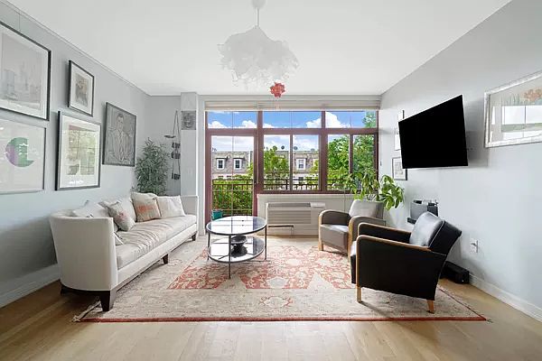 1st image of 23-01 21st Ave #L2