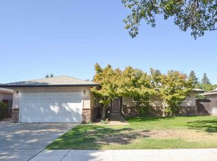 6235 N Anna St, Fresno, CA