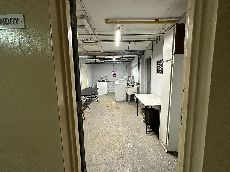 Sunrise Place Apartments — Photo 9